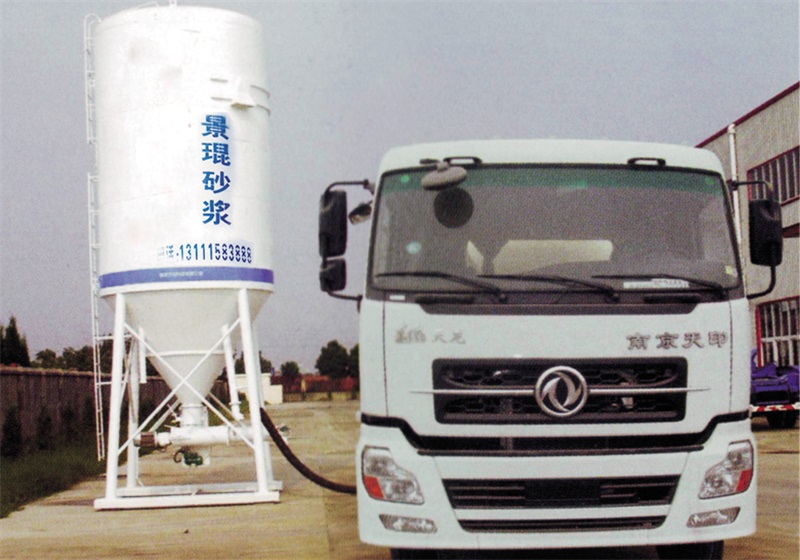 3、将料打入储存罐